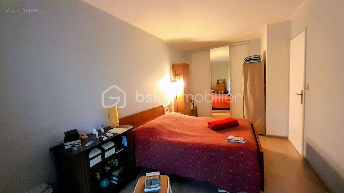 Appartement à VAUX-LE-PENIL