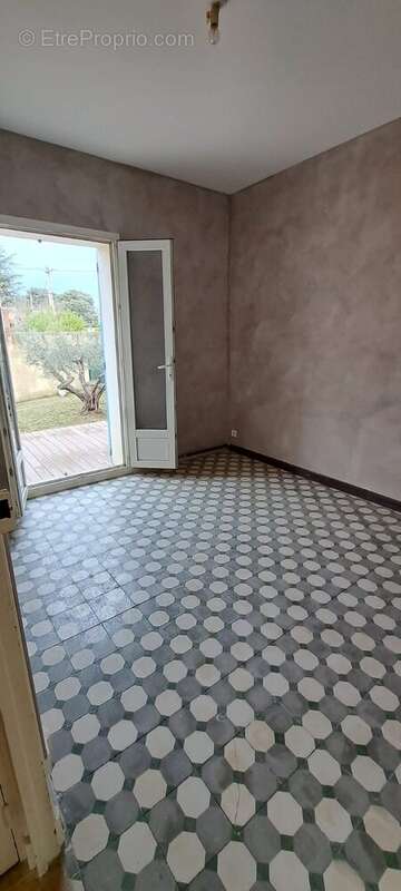 Maison à PELISSANNE