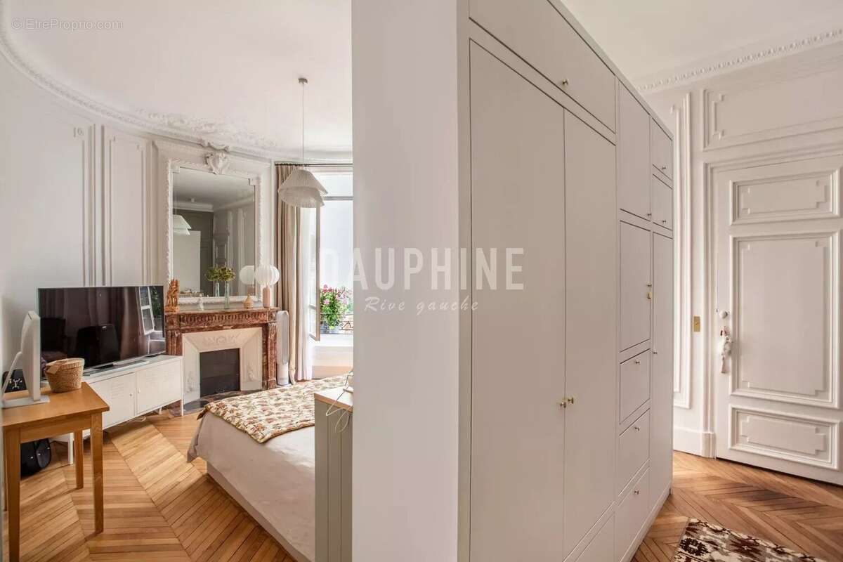 Appartement à PARIS-5E