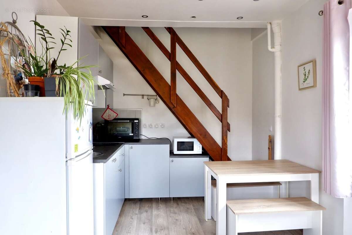 Appartement à AULNAY-SUR-MAULDRE