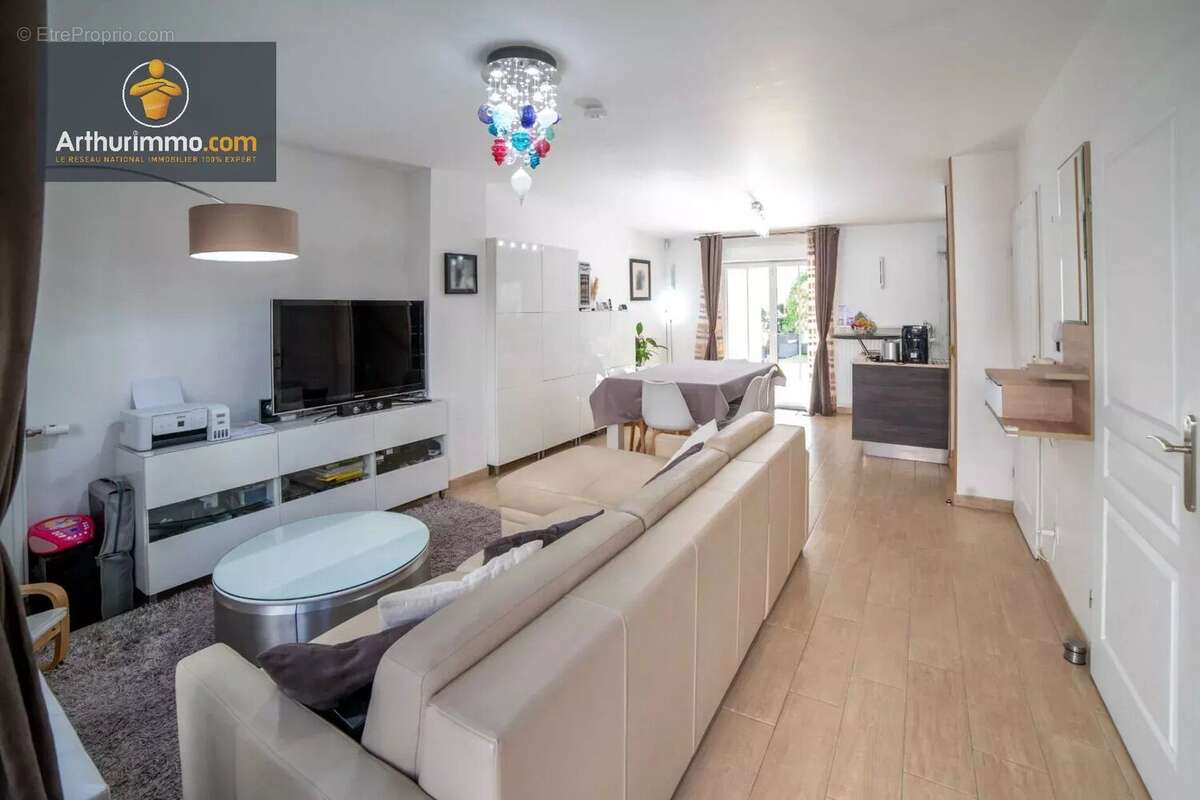 Maison à SAINT-GRATIEN