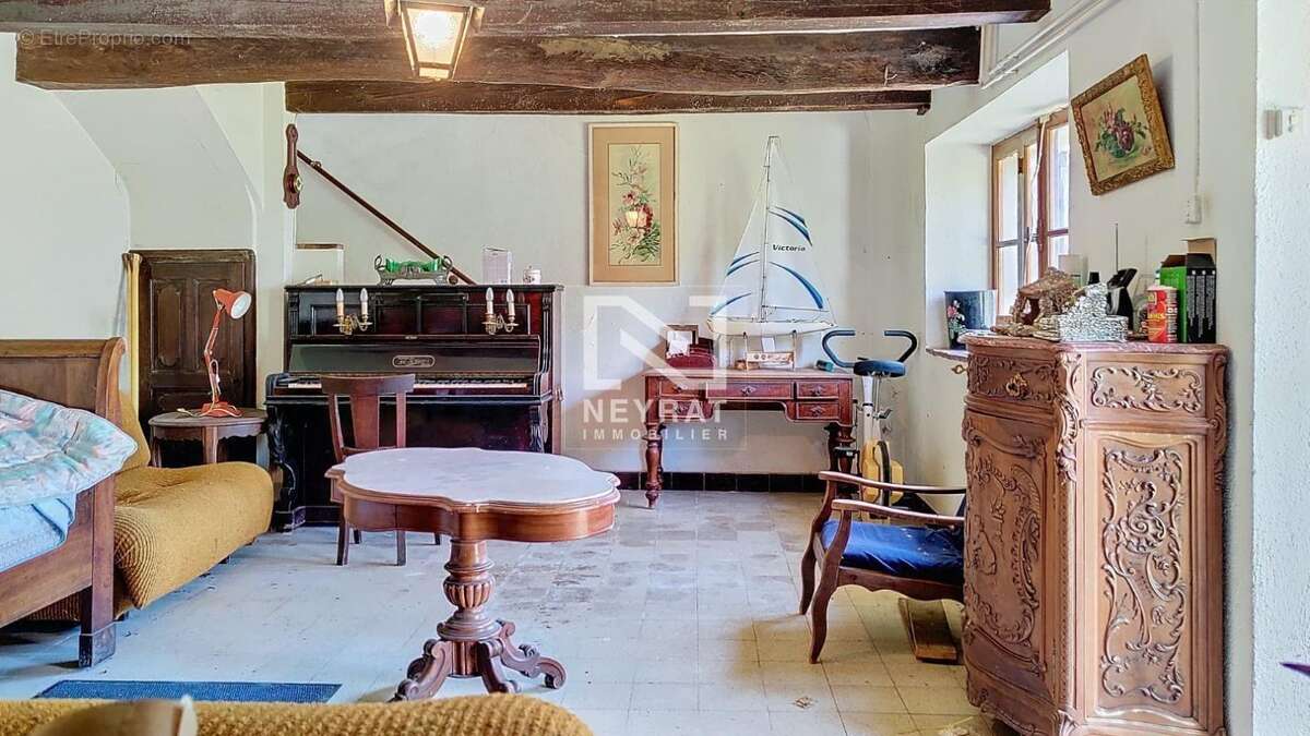 Maison à MONTAUROUX