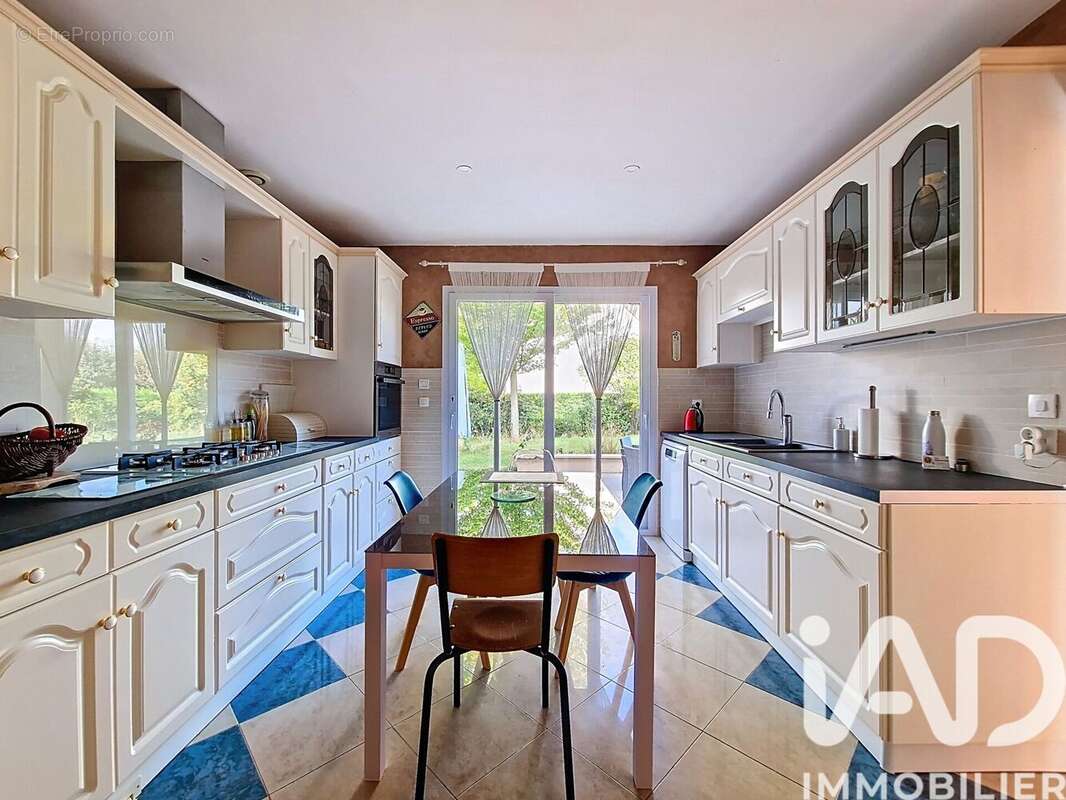 Photo 5 - Maison à LIMOURS