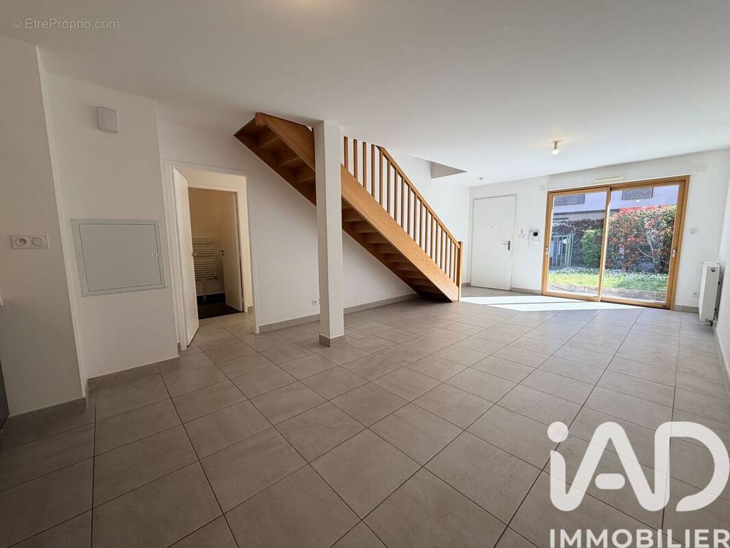 Photo 1 - Maison à TOURS