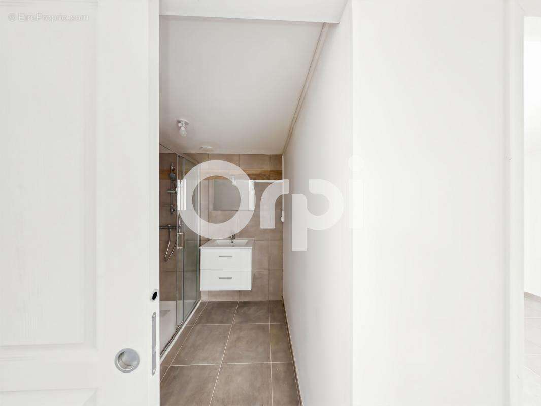 Appartement à RUOMS