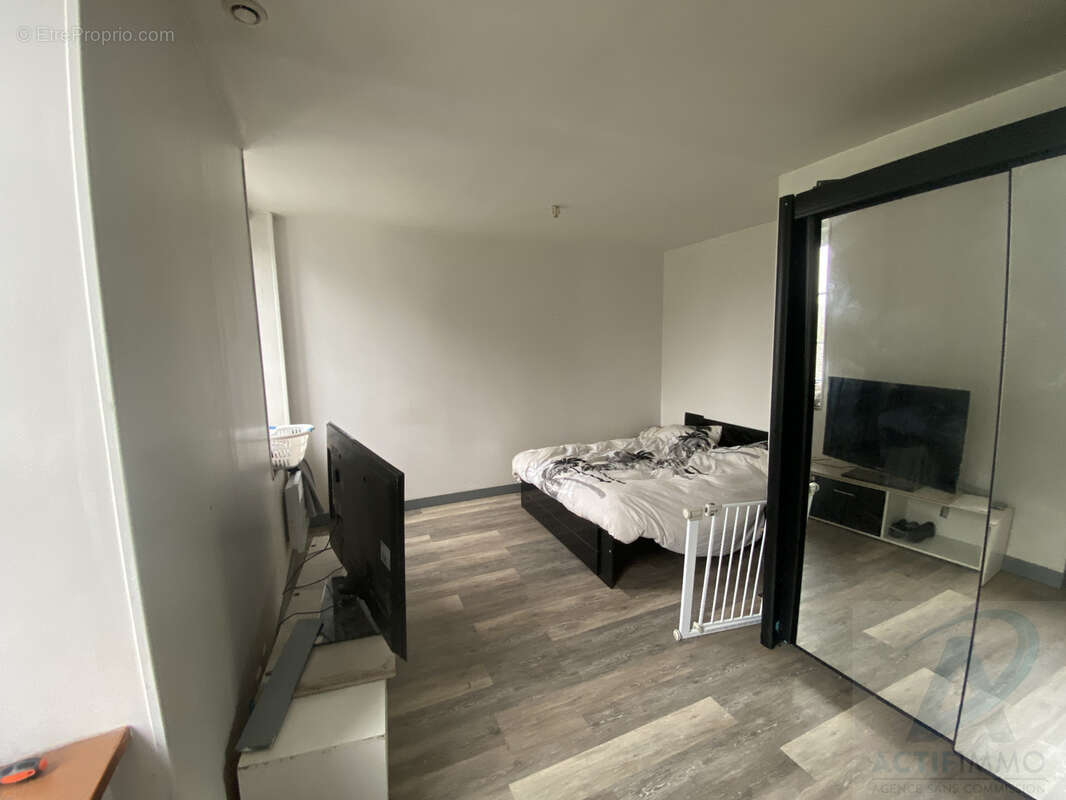 Appartement à SAINTE-HONORINE-LA-CHARDONNE