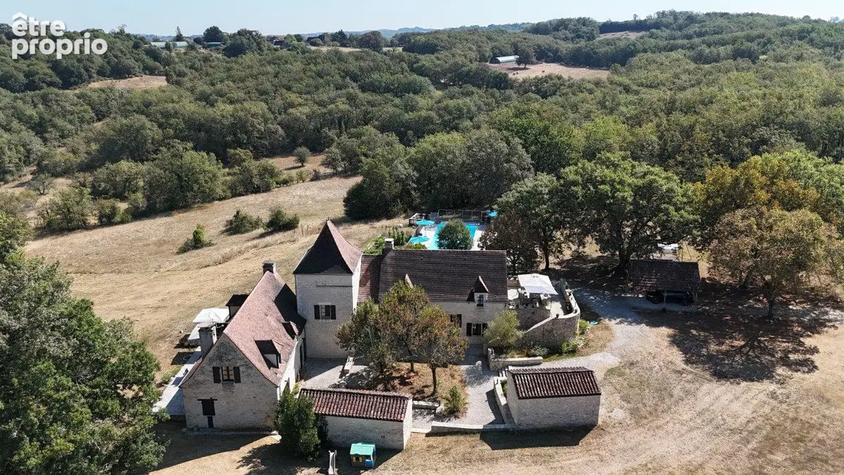 Maison à GOURDON