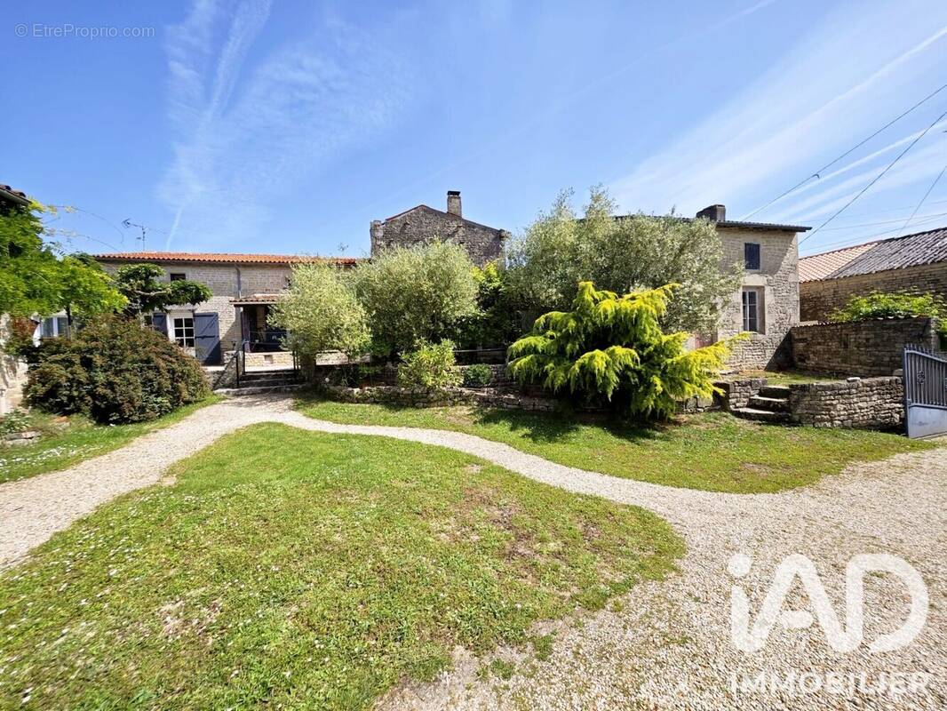 Photo 1 - Maison à AULNAY