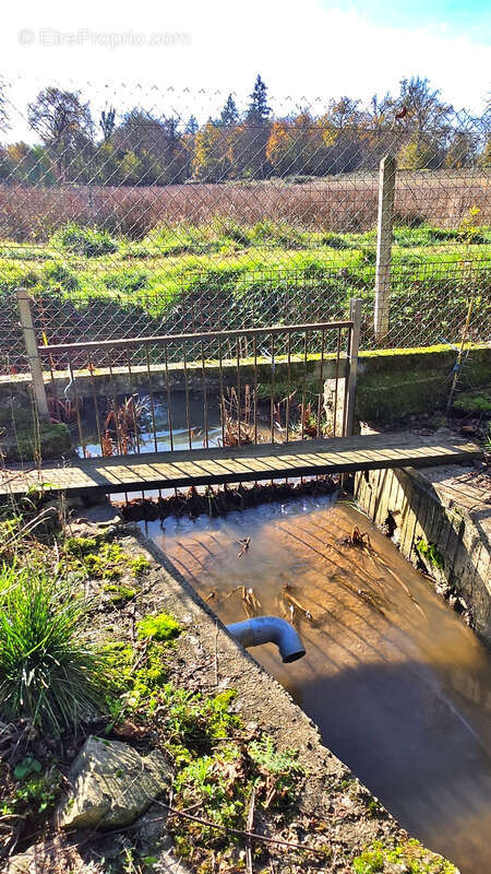 Maison à ORADOUR-SUR-GLANE