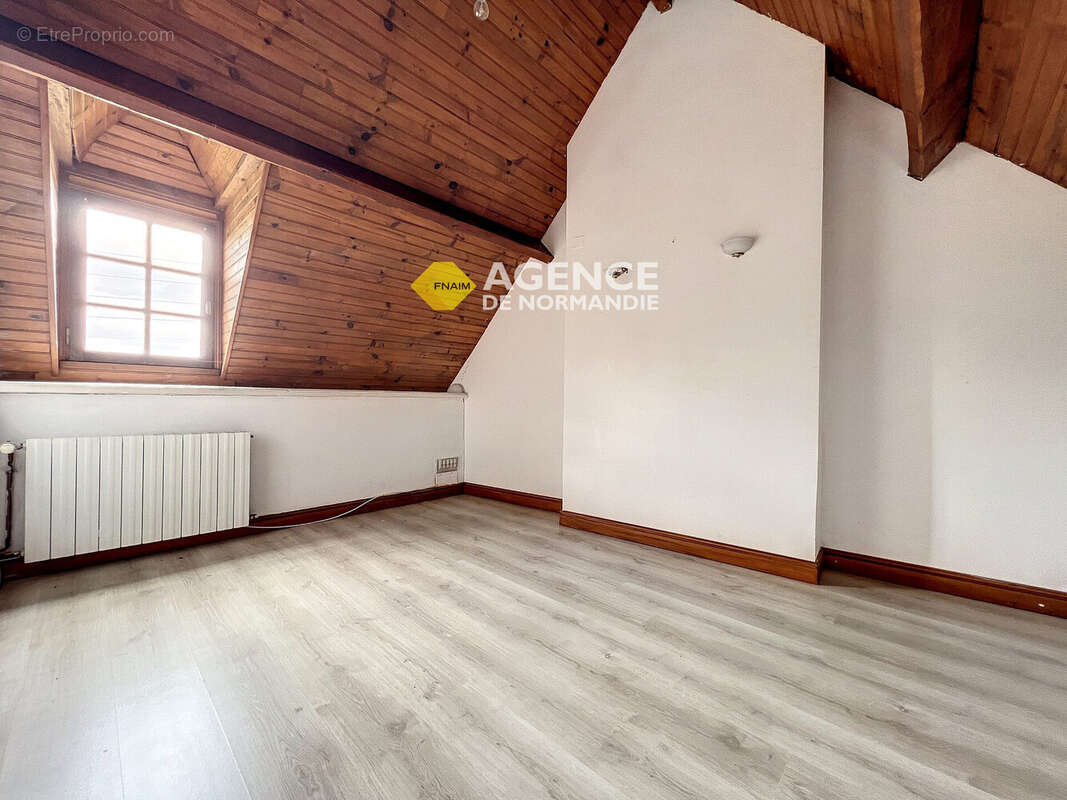 Maison 80 m² à Heugon  - photo 6