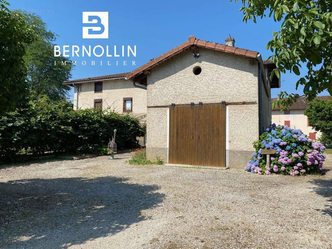 Maison à CRAS-SUR-REYSSOUZE