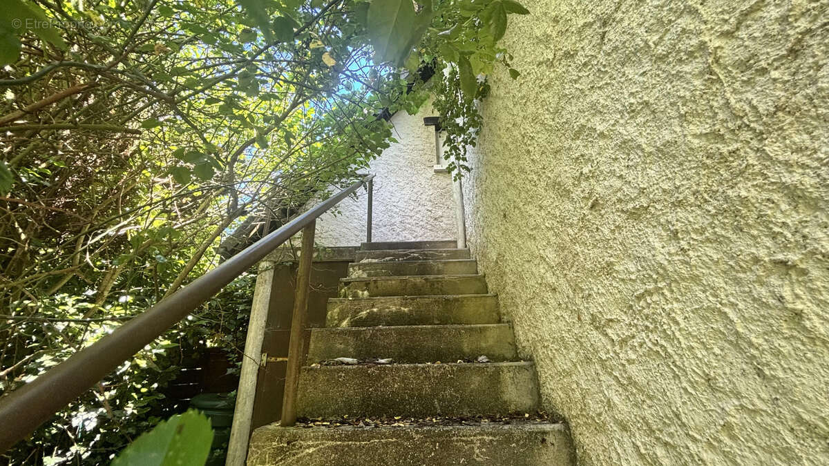 Maison à JOUARS-PONTCHARTRAIN