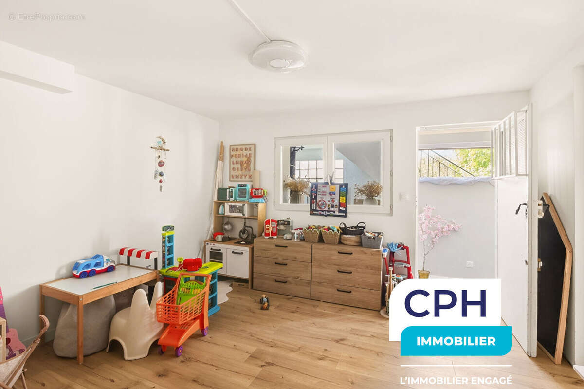 Maison à CLICHY-SOUS-BOIS