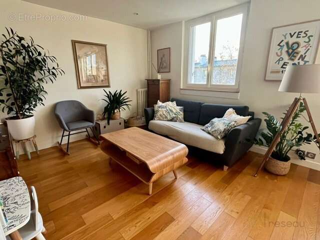 Appartement à NANTERRE