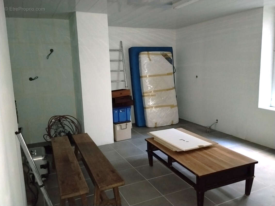 Espace professionnel avec ateliers et bureau, accès facile ! - photo 3