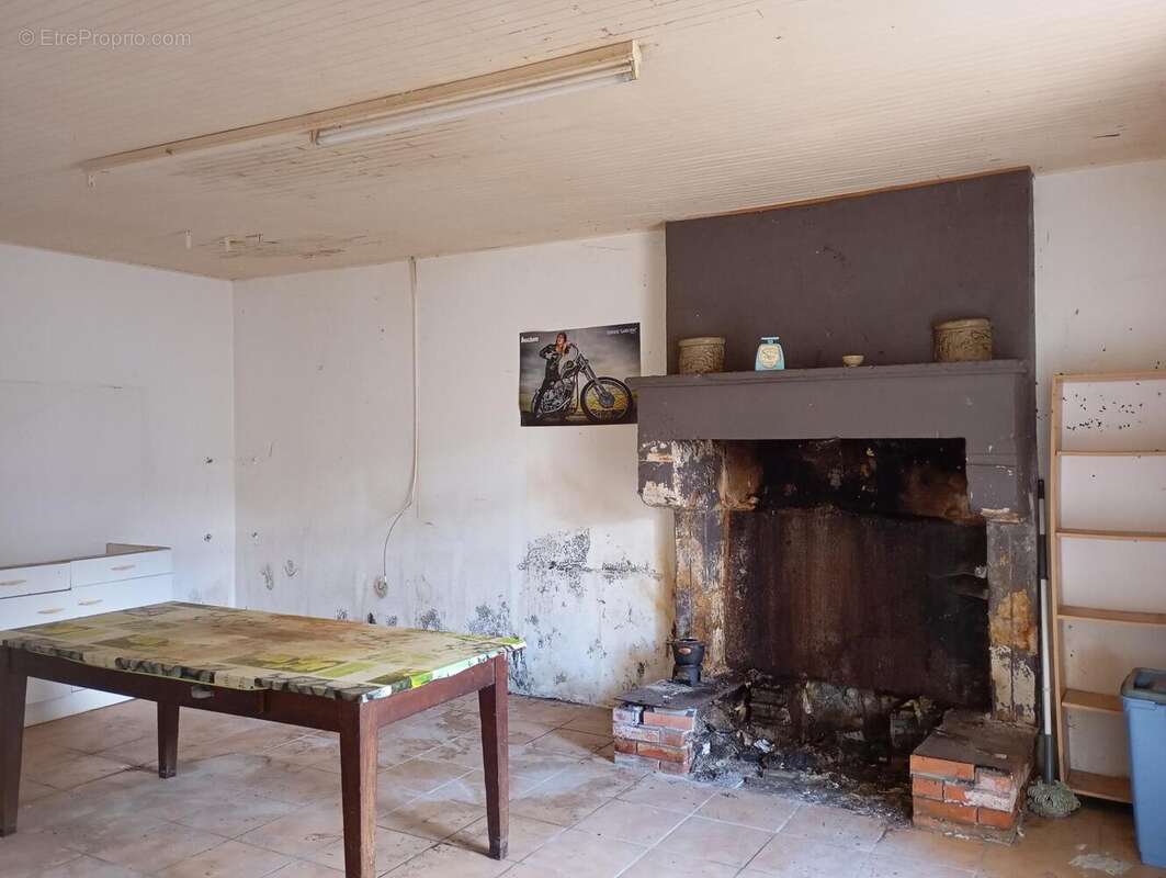 Maison 70 m² à Charras  - photo 4