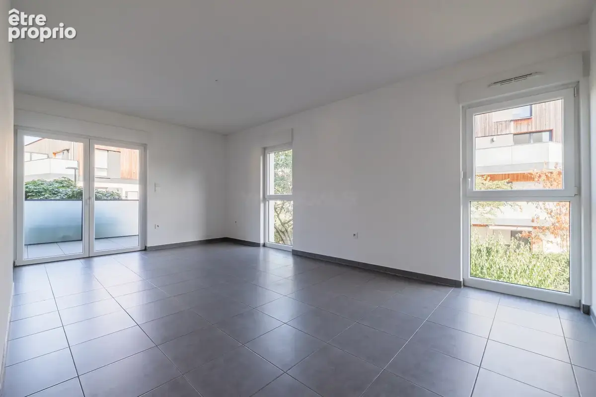 Souffelweyersheim - Superbe 2 pièces 53m2 - terrasse 21m2 - parking couvert - photo 2