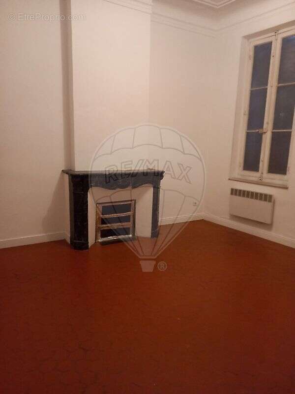 Autre à MARSEILLE-4E