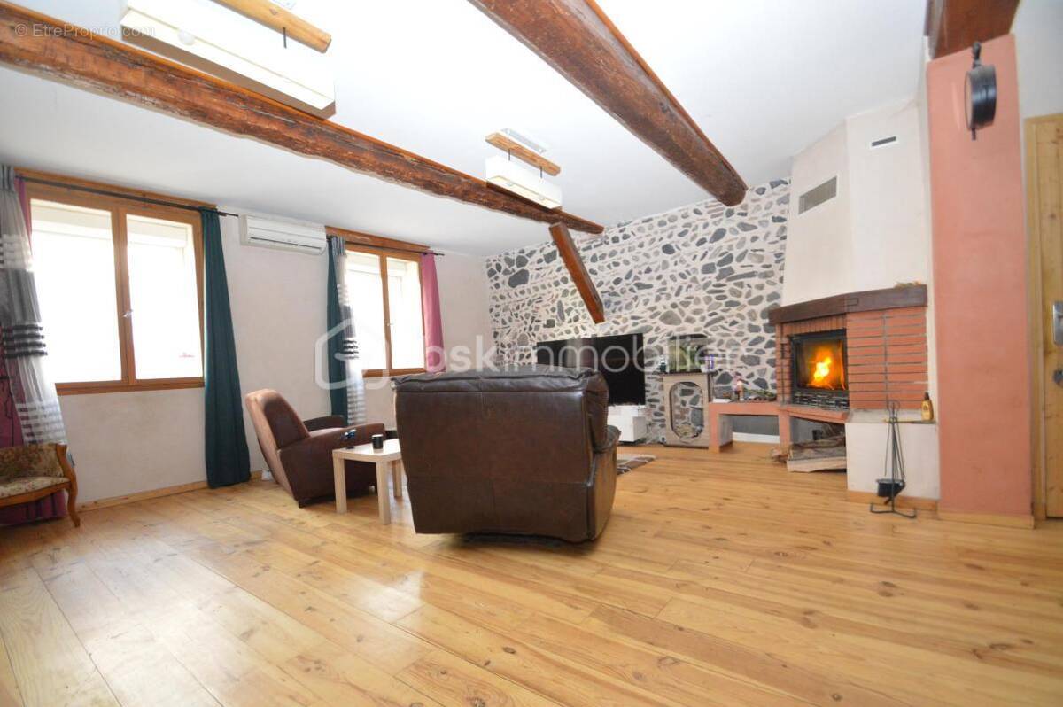 Maison à ESPIRA-DE-L'AGLY