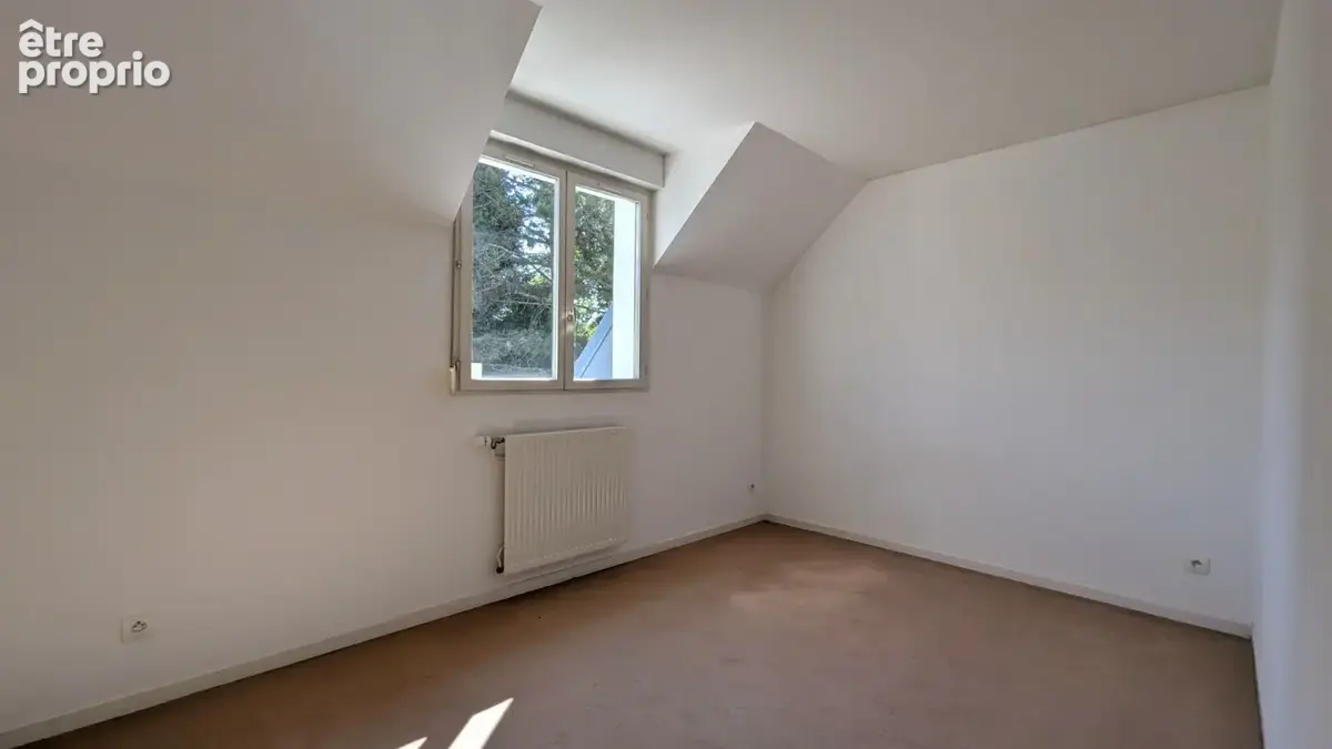 VIEUGY - T5 DUPLEX avec jardin, terrasse, cave et stationnement - photo 9