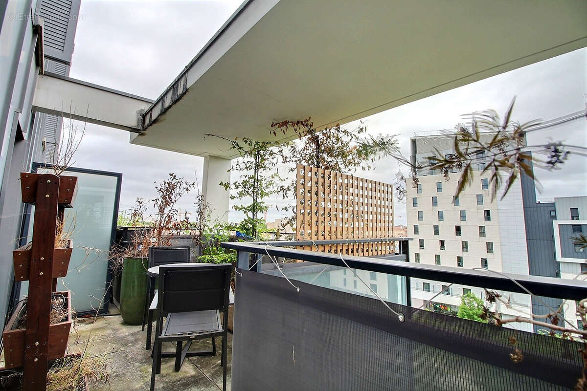Appartement à COLOMBES