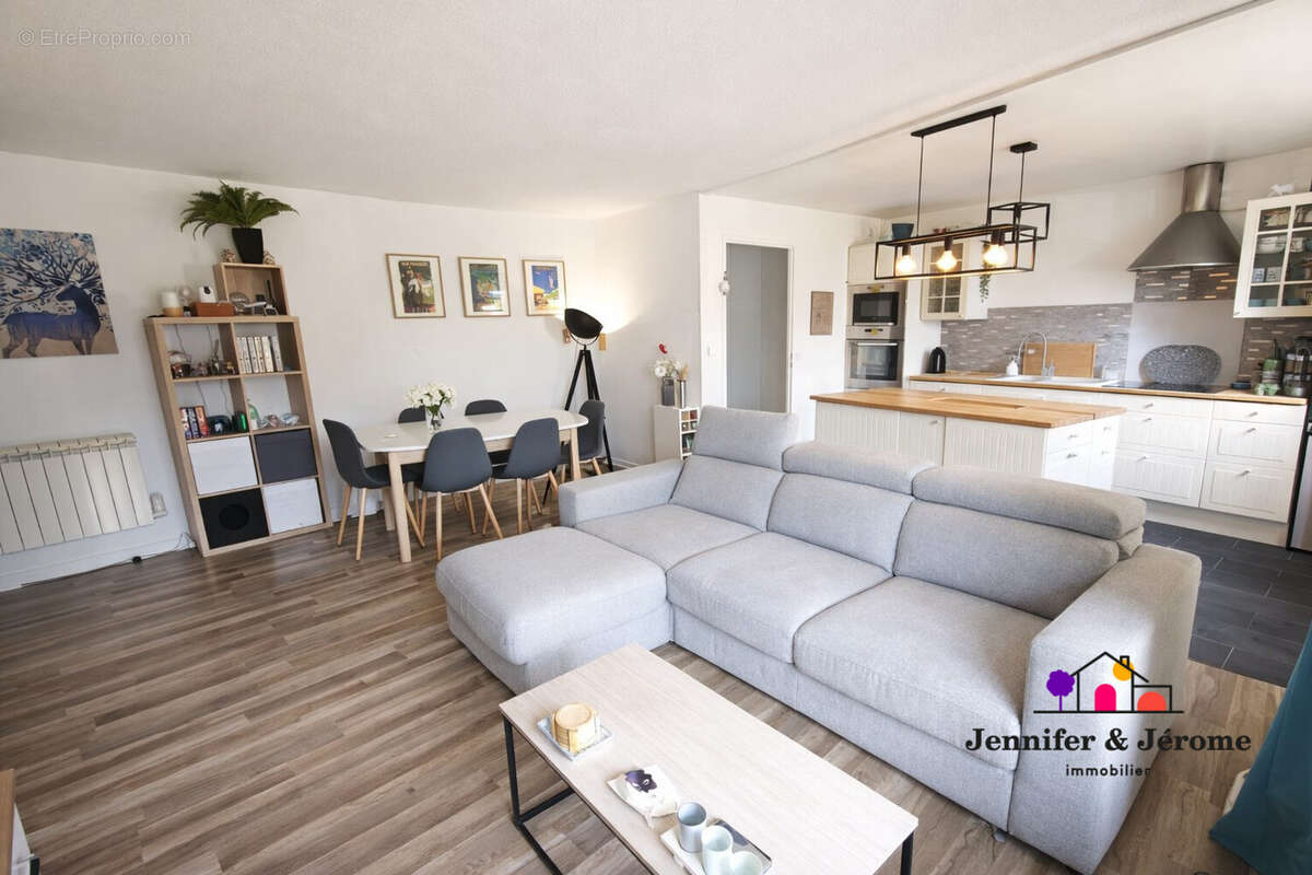 Appartement à SAINT-GRATIEN