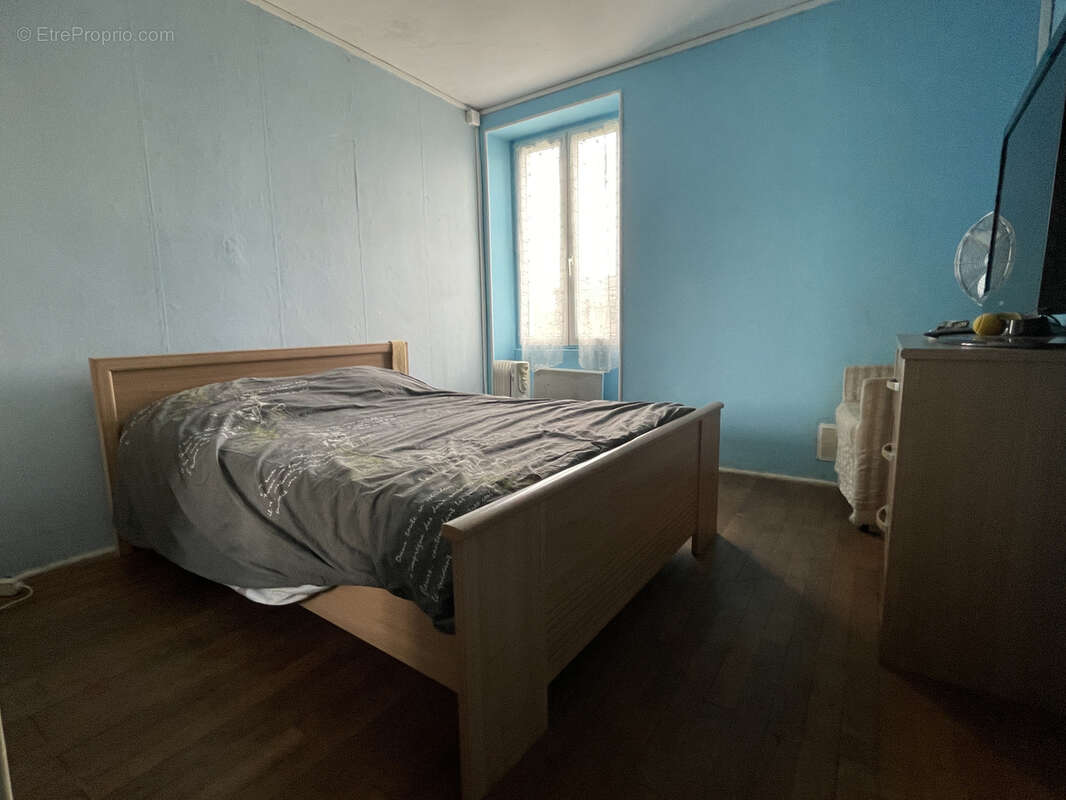 Maison à SAINT-SAULGE