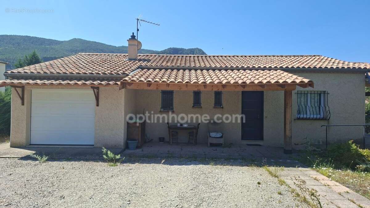 A vendre Maison 3 pièces 88 m² – La Javie (04) - photo 6