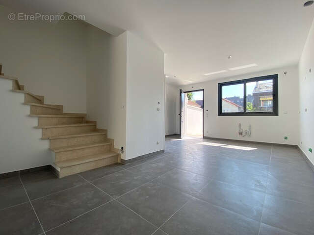 Maison à ORMESSON-SUR-MARNE