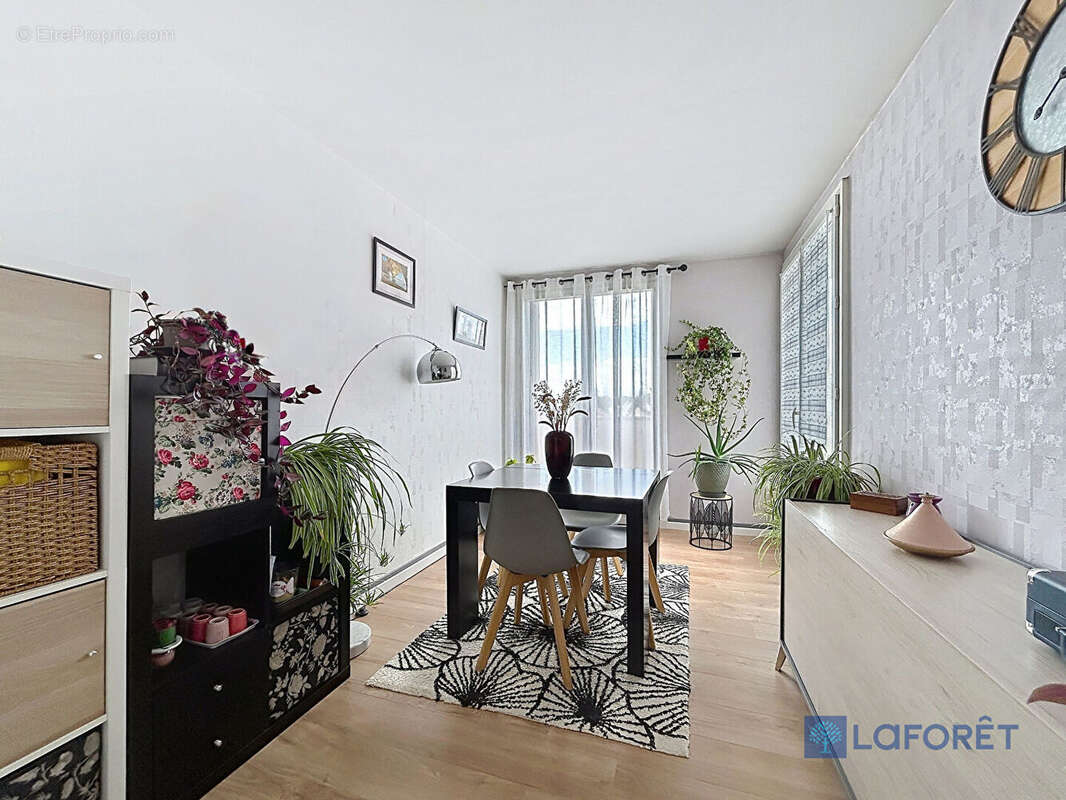 Appartement à ARPAJON