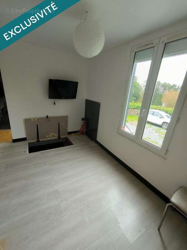 Maison 64 m² à Pont-Melvez  - photo 6