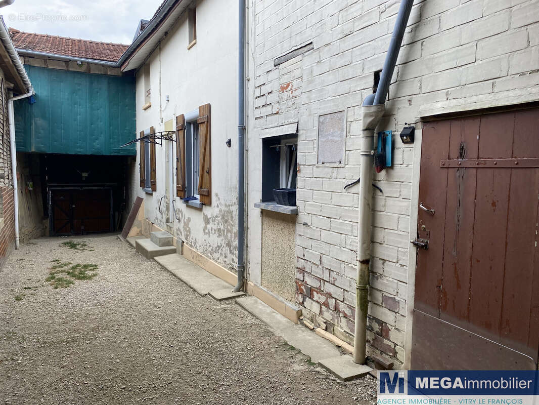 Agence mega immobilier vous propose - photo 4
