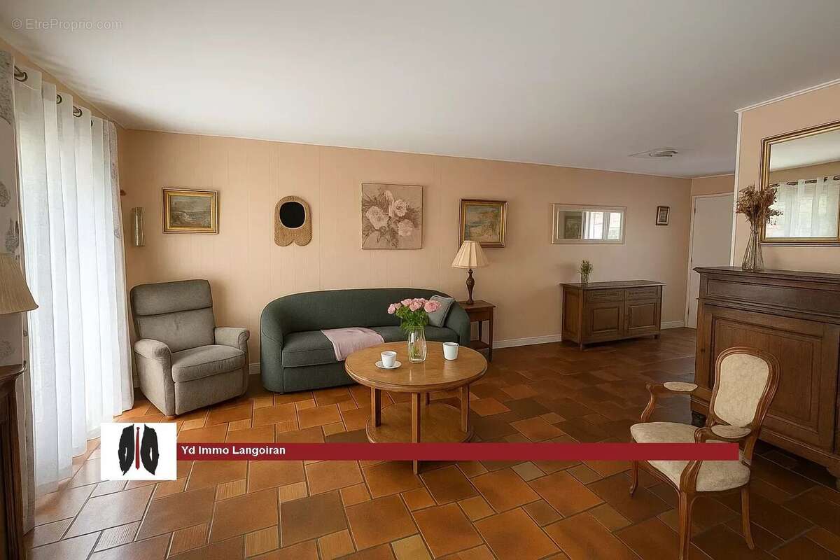 Maison à SAINT-CAPRAIS-DE-BORDEAUX