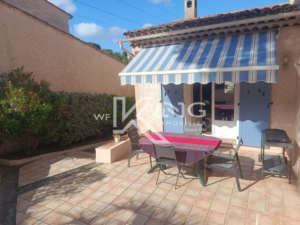 Maison à FREJUS