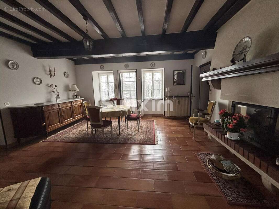Maison à SAULIEU