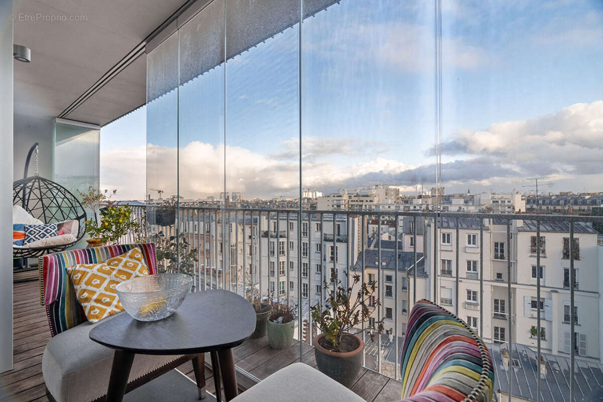 Appartement à PARIS-18E