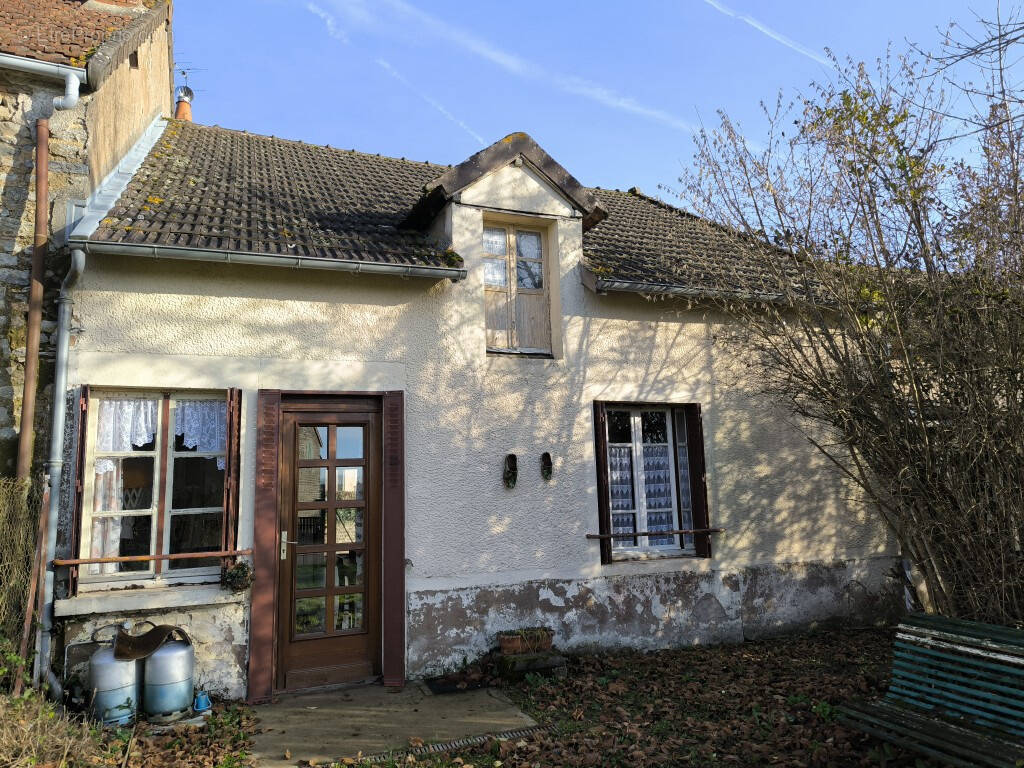Maison à EPIRY