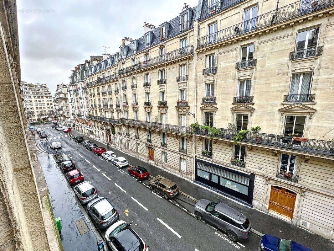 Appartement à PARIS-13E