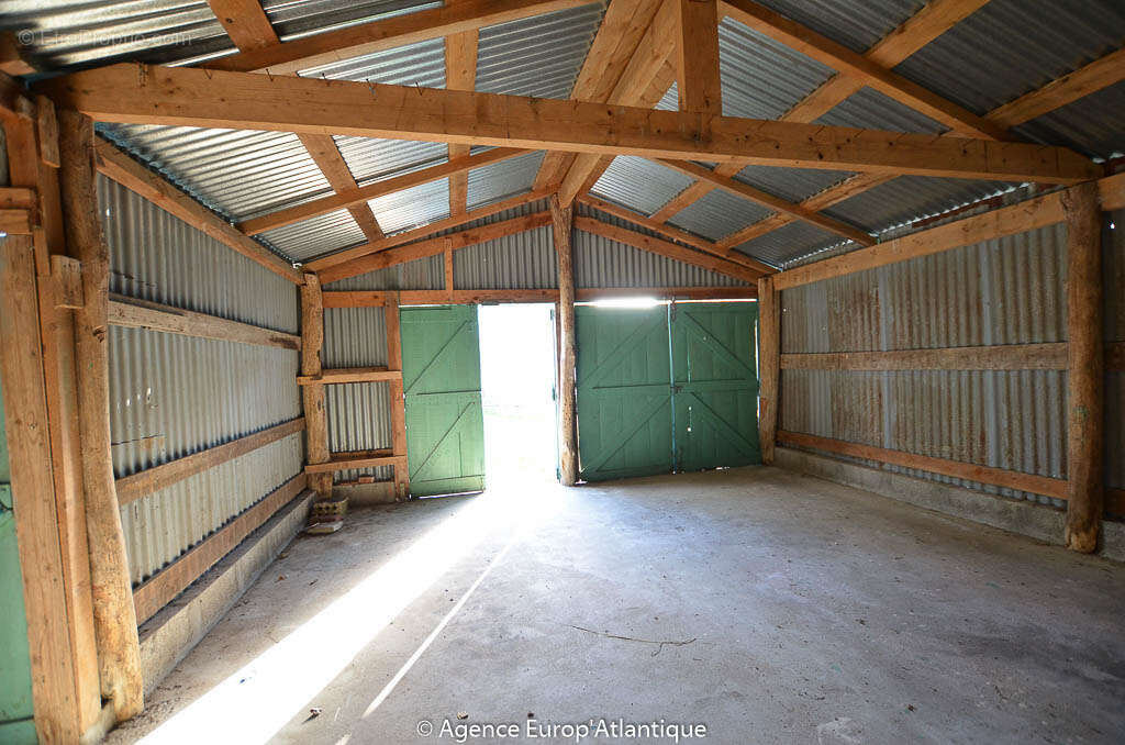 Maison à LES MATHES