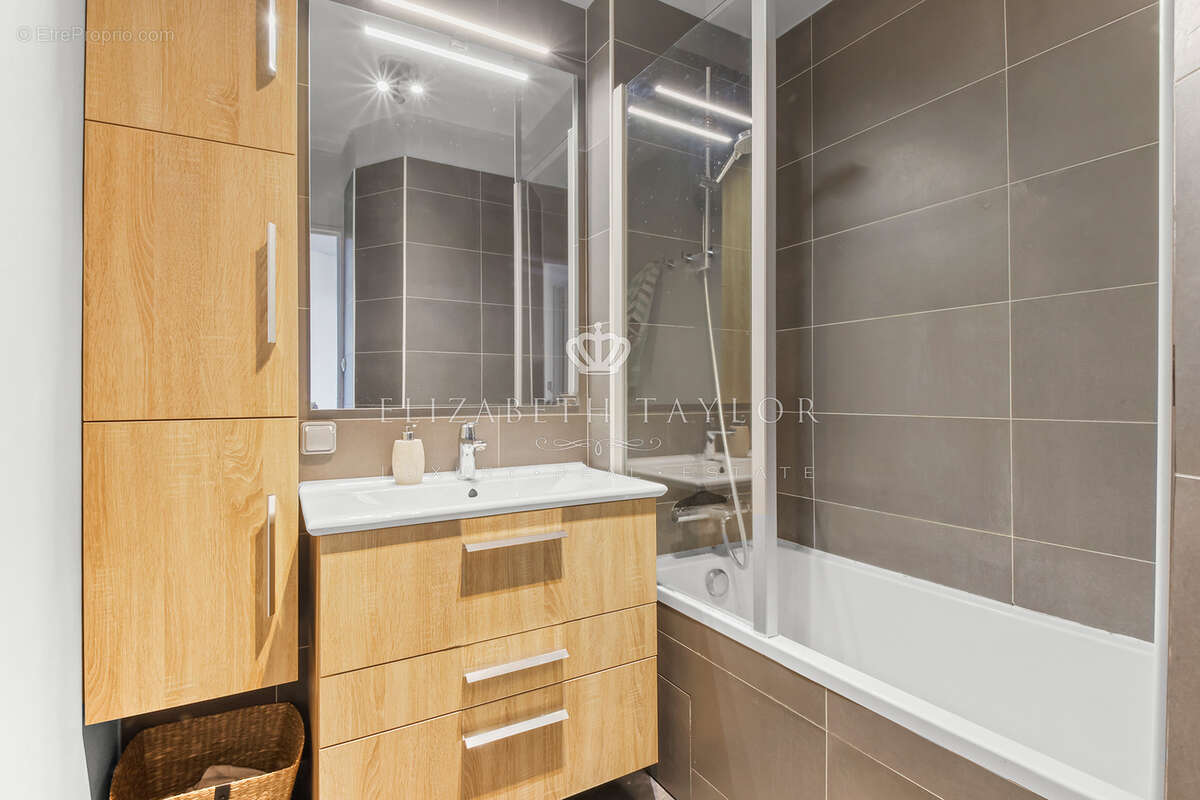 Appartement à LE VESINET