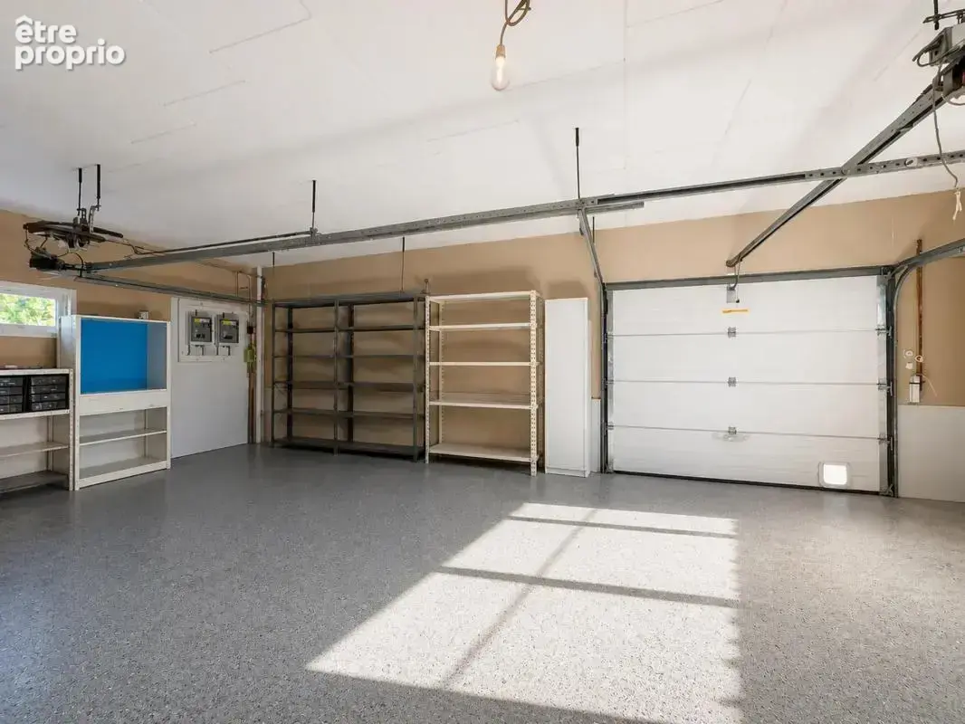 Belle maison familiale avec 4 chambres, grand garage et jardin arboré - photo 16