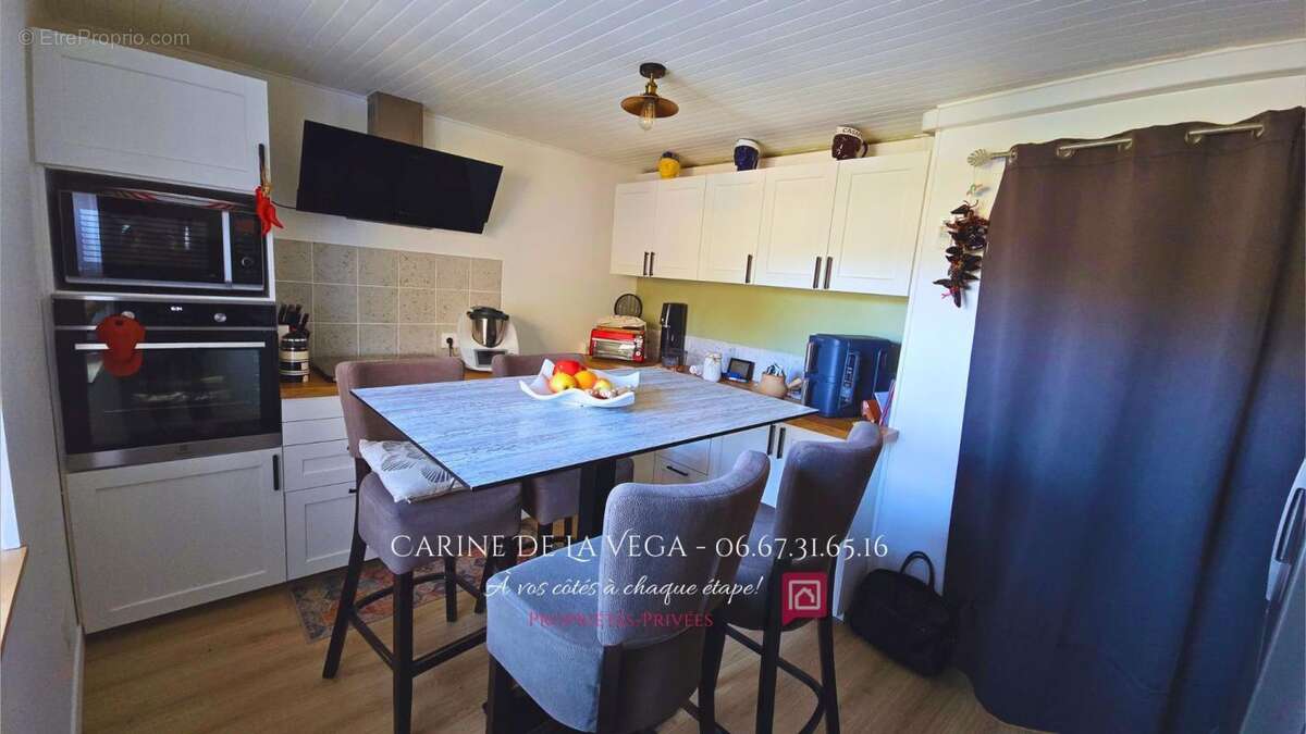 Maison à FOS