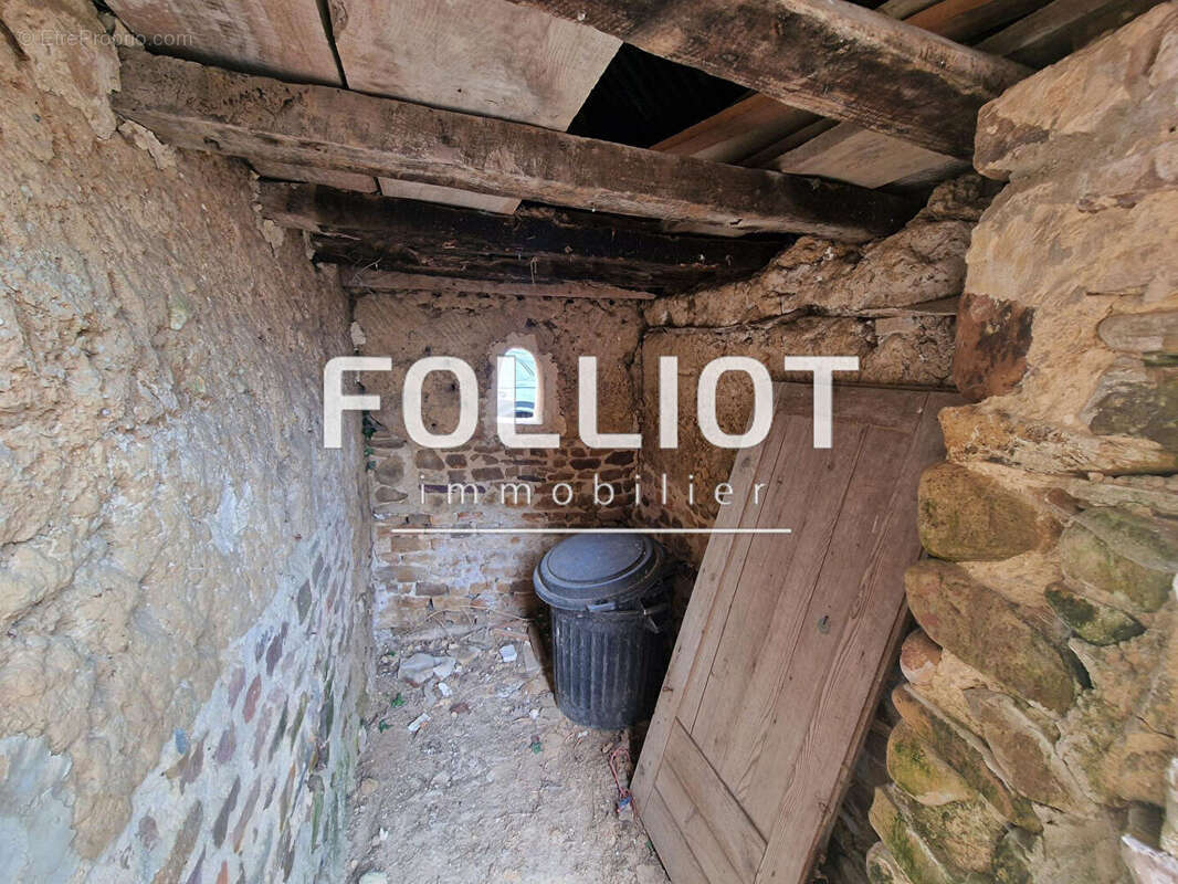 Maison à SAINT-SEBASTIEN-DE-RAIDS