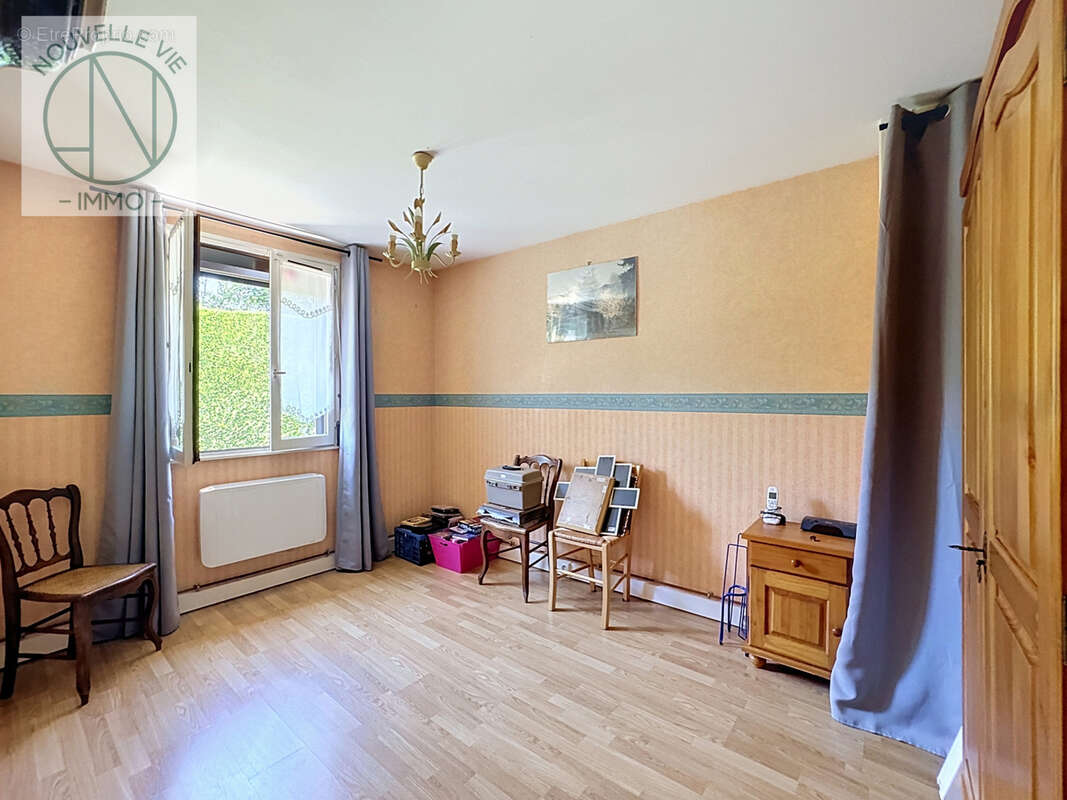 Maison à LEERS