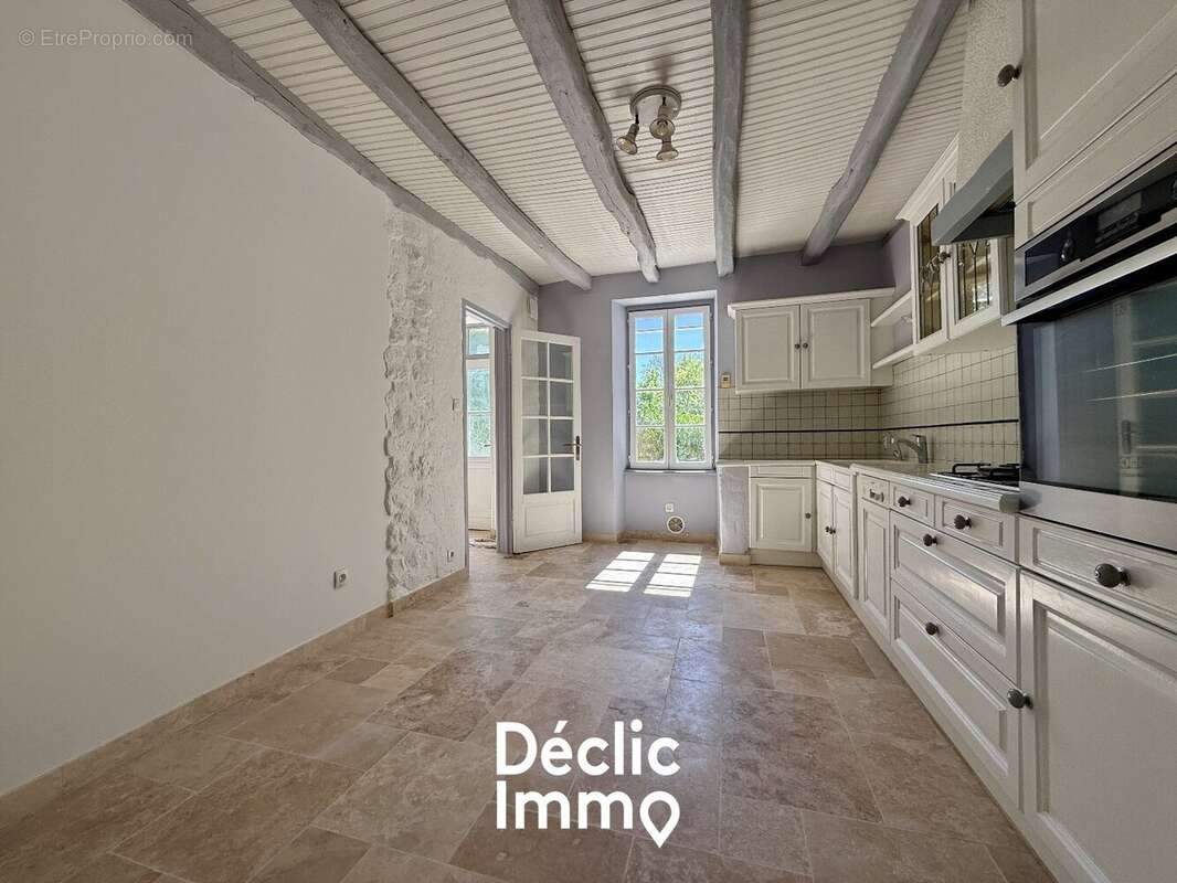 Maison à NIEUIL-L'ESPOIR