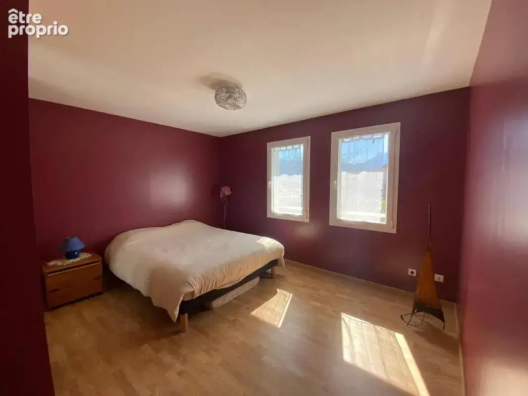 Maison familiale de standing – +200 m² – Secteur calme et résidentiel – Hors lotissement - photo 6