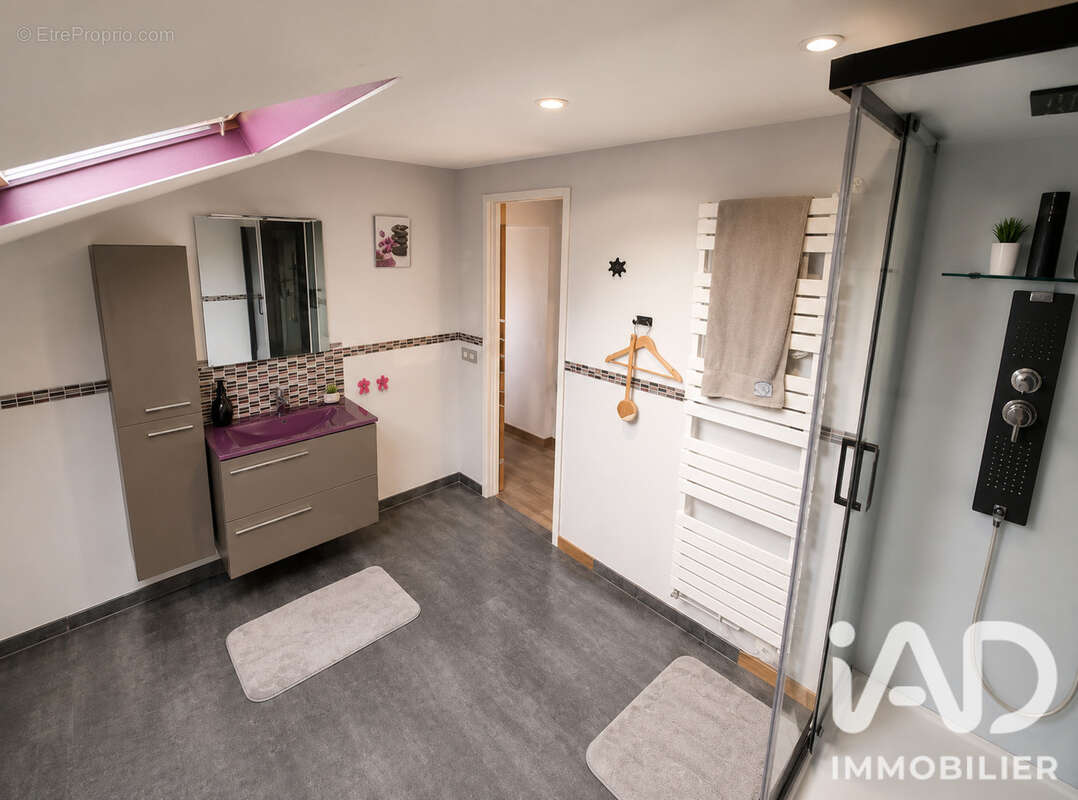 Maison 146 m² à Les Etangs  - photo 6