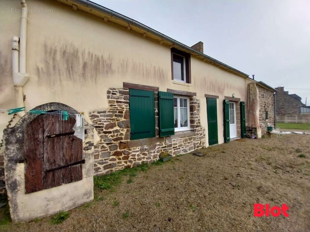 Maison à HIREL