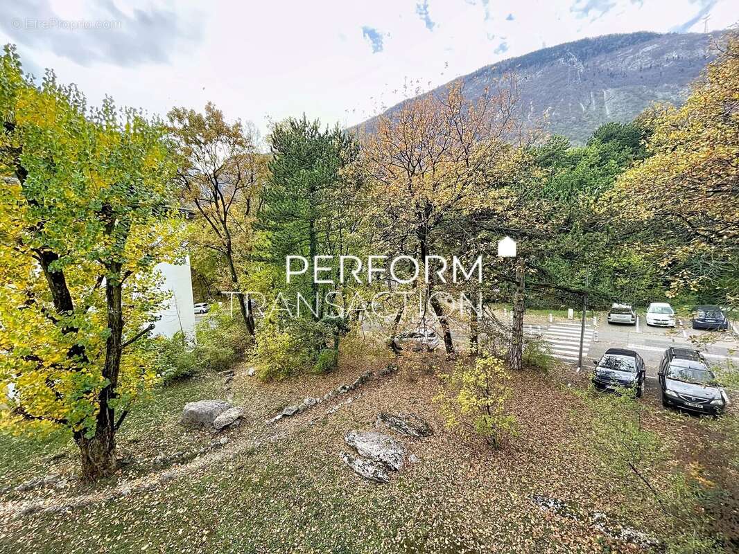 Appartement à SASSENAGE