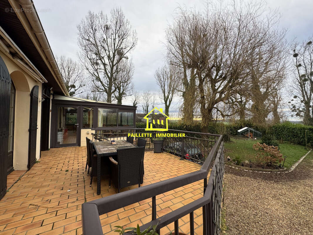 Maison à SAINT-ROMAIN-DE-COLBOSC